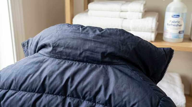 패딩 목때 제거 완료 후 모습